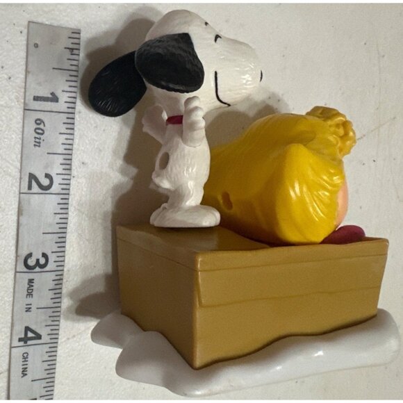 Lot of 2 Peanuts Characters Sally & Snoopy McDonald's Collectible Toys (READ) - Picture 16 of 16